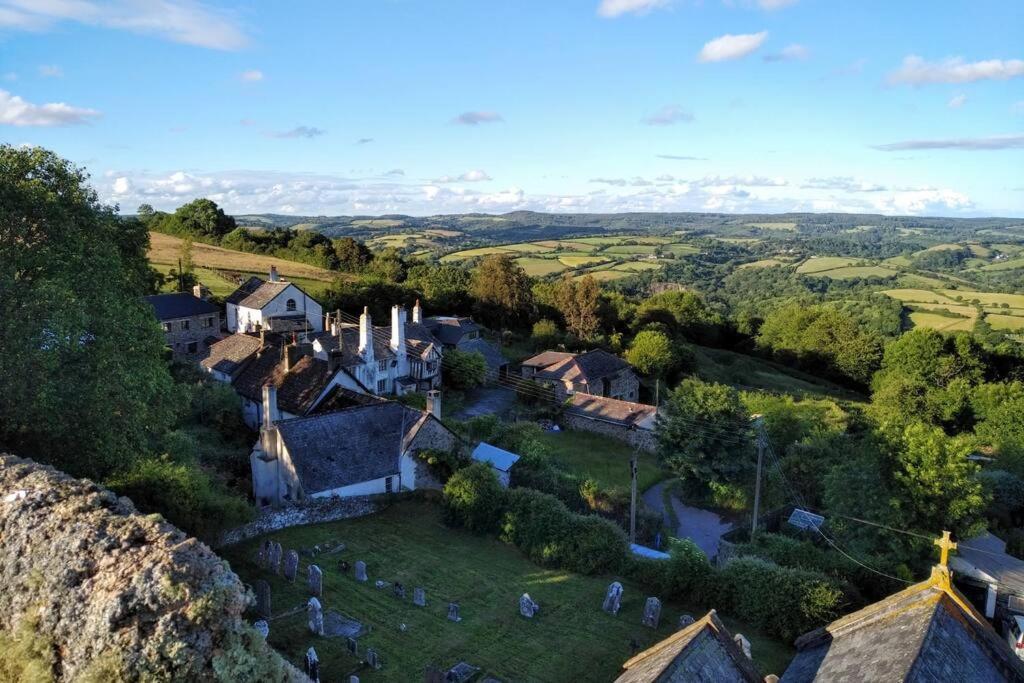 The Dairy - Quaint 1Br In Dartmoor National Park Villa Hennock Esterno foto